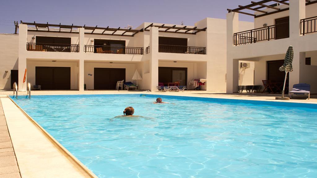 Harmonia At Gennadi Court Apartment Exterior photo